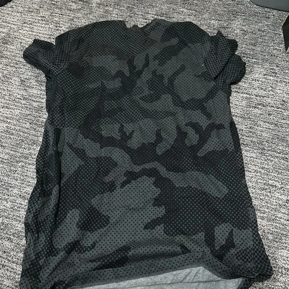 Nike T - Picture 2 of 2